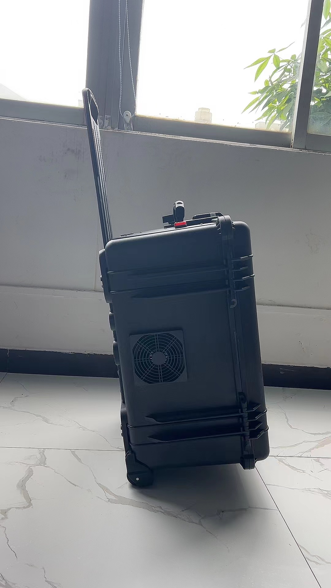 五河手拉箱型移动通信干扰器